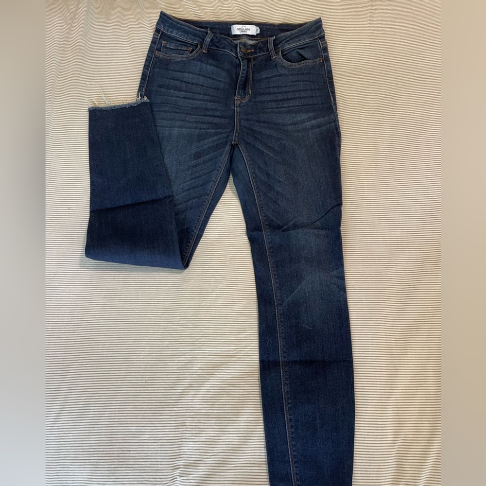 NWOT Carly Jean Los Angeles Dark Kinny Demin
